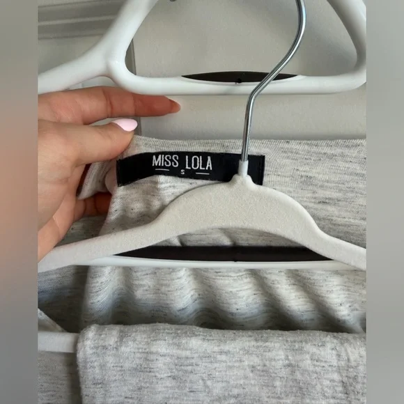 Lounge Set - Picture 4 of 4